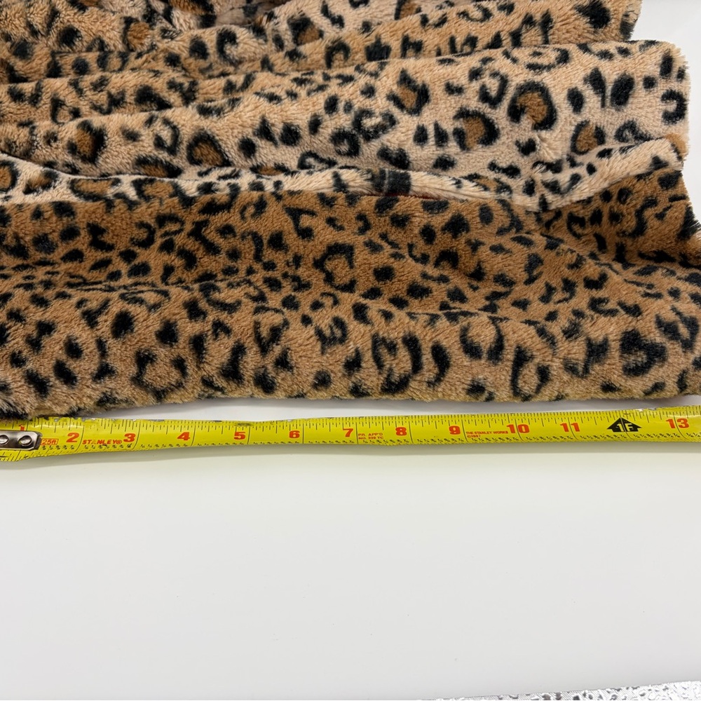 Ubu Faux Fur Leopard Print Sleeveless Collar Size Medium - Picture 7 of 7